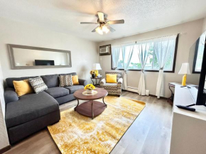 Charming & Spacious Apartment with Deck
